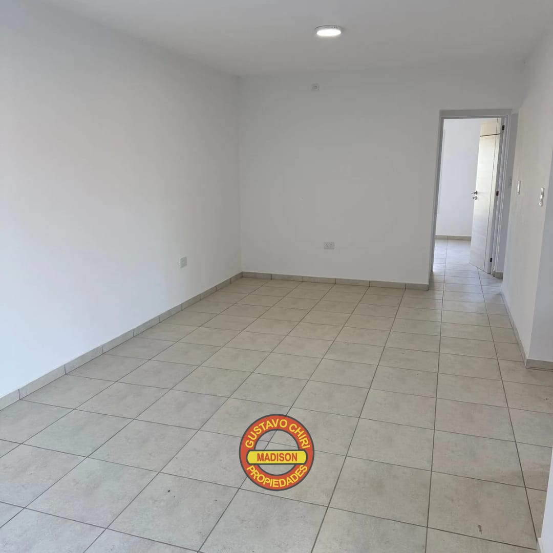 2 Dormitorios · Cocina · Baño · Estar-Comedor · Patio · Cochera - foto 4
