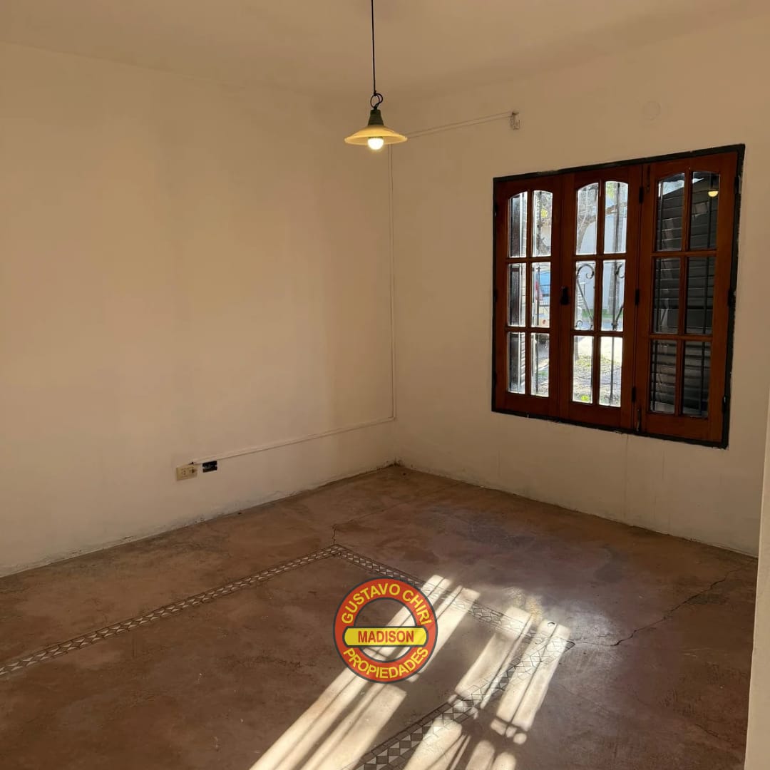 3 Dormitorios · Baño · Antebaño · Cocina · Comedor · Cochera (Para Dos Autos) · Living · Patio · Pileta - foto 3