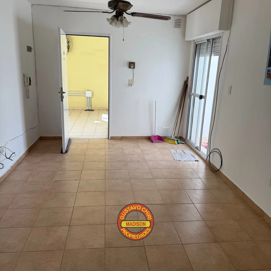 1 Dormitorio · Baño · Cocina-Estar-Comedor · Patio De Luz - foto 3