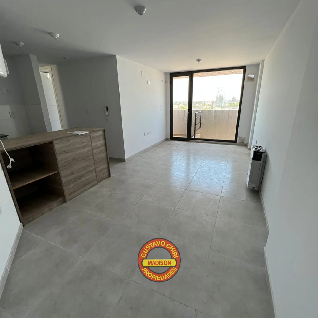 1 Dormitorio · Cocina · Antebaño · Baño · Estar Comedor · Balcón · Piscina · Asador · Cochera - foto 2