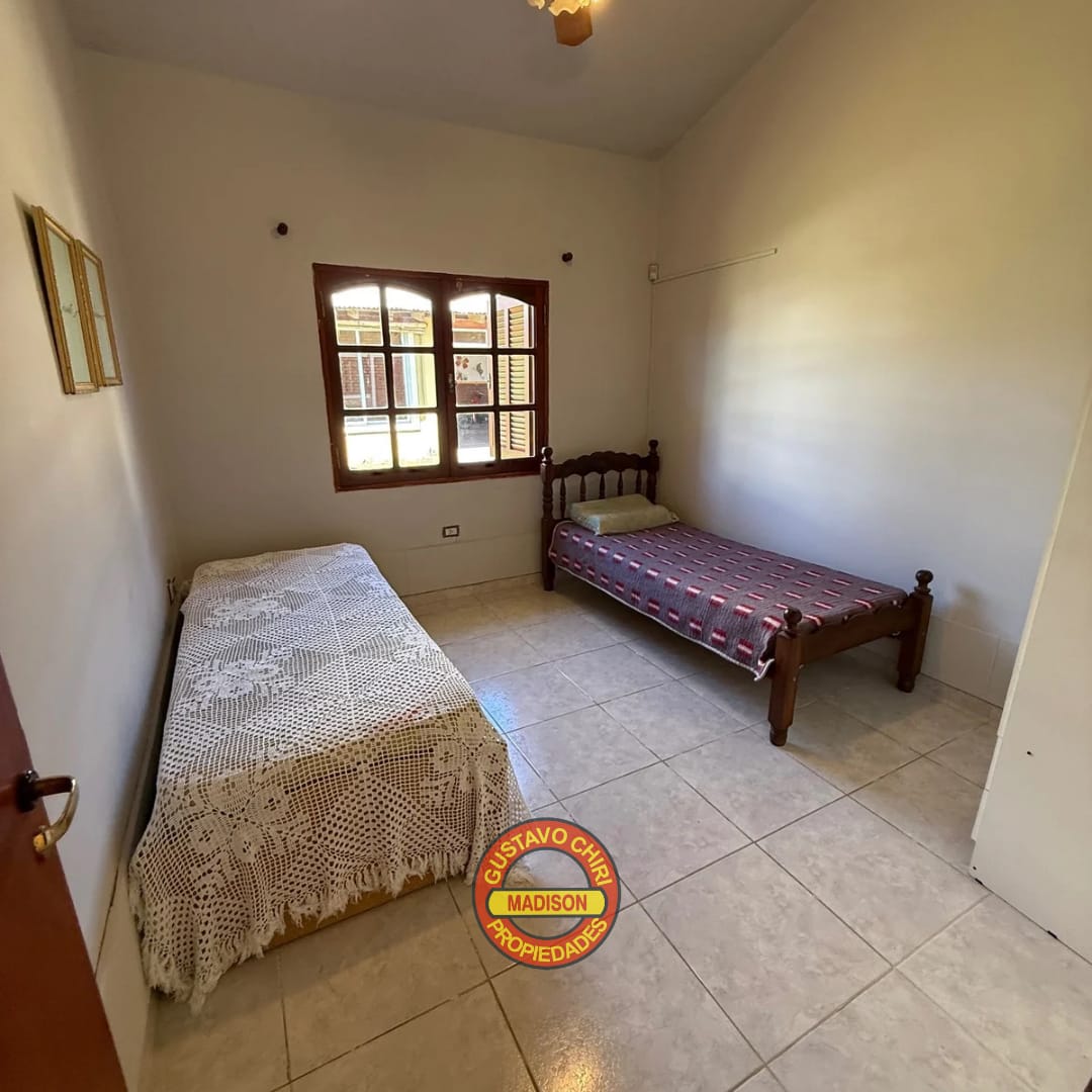 3 Dormitorios · Cocina · 2 Baños · Patio · Asador · Estar Comedor · Cochera · Patio De Luz · Quincho · Asador · Piscina - foto 8