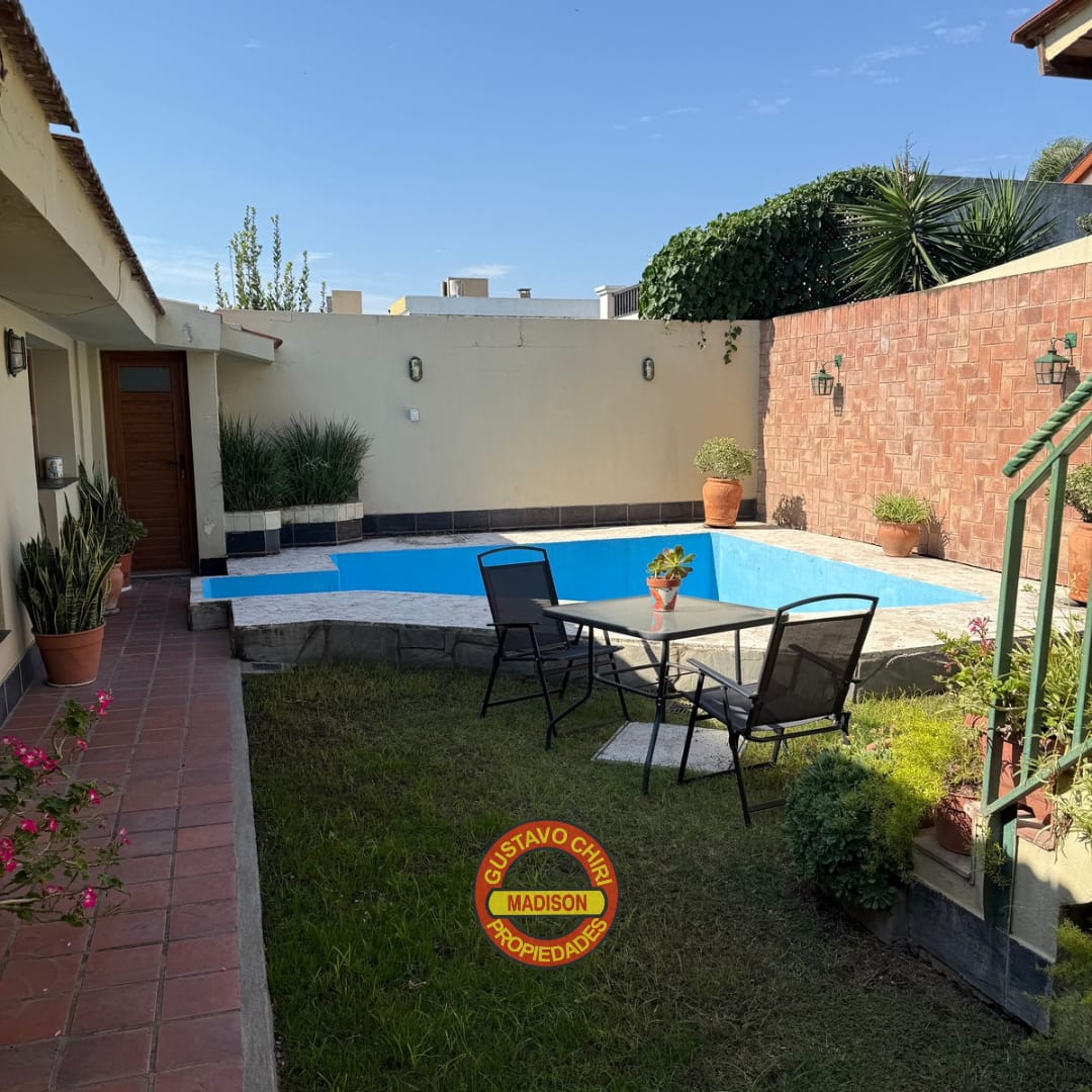 3 Dormitorios · 2 Baños · Living Amplio · Cocina Amplia · Comedor Amplio · Cochera Para Un Vehículo · Oficina · Lavadero · Patio · Piscina - foto 2
