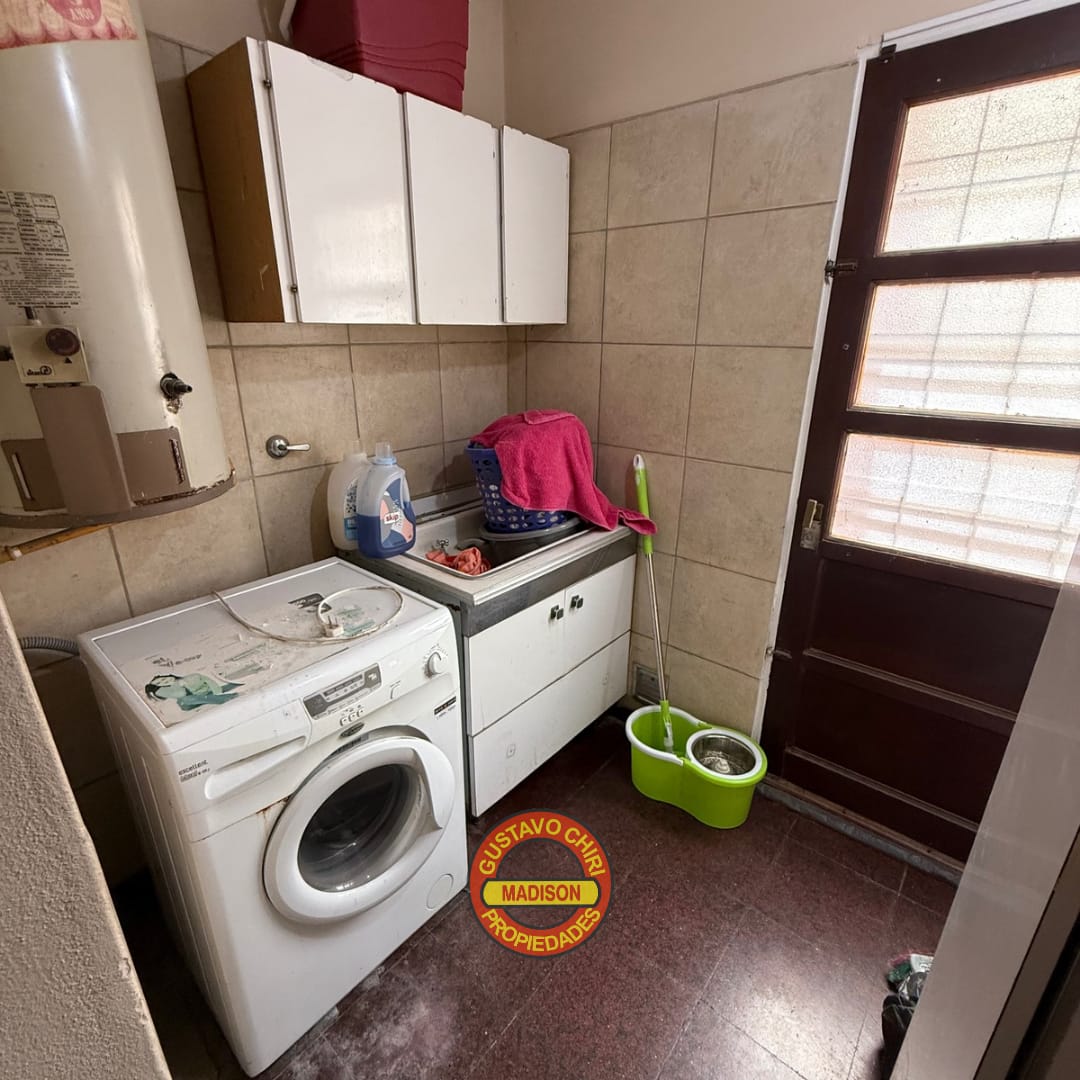 3 Dormitorios · 2 Baños · Cocina · Estar Comedor Amplio · Lavadero · Cochera · Patio - foto 7