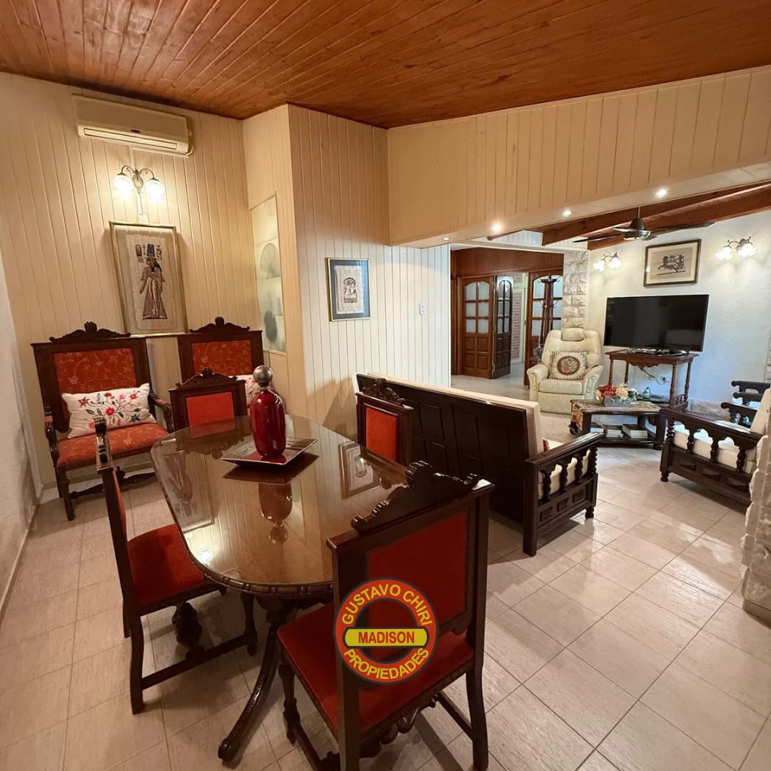 3 Dormitorios · 2 Baños · Living Amplio · Cocina Amplia · Comedor Amplio · Cochera Para Un Vehículo · Oficina · Lavadero · Patio · Piscina - foto 7