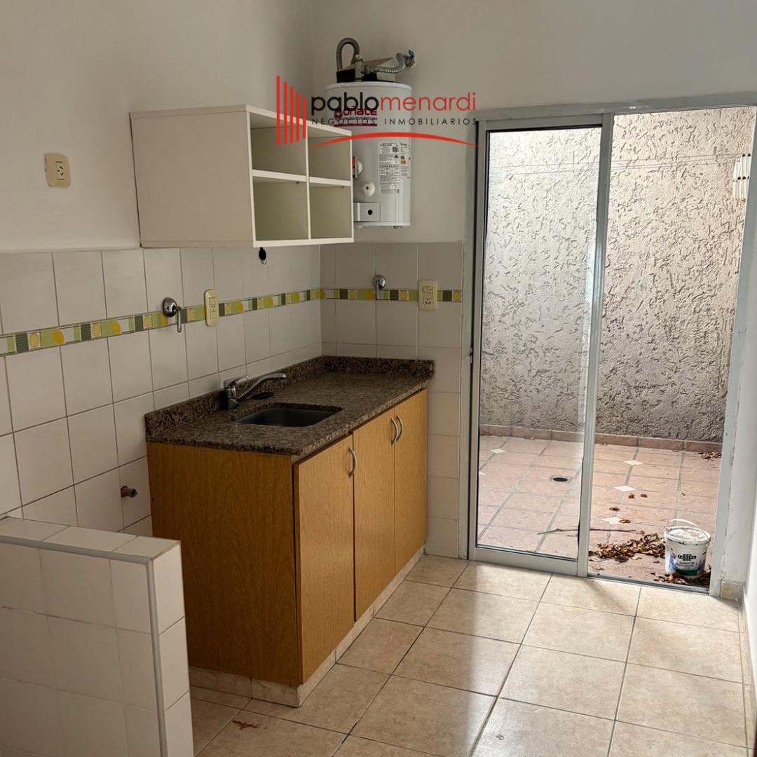 2 dormitorios · patio · cochera - foto 3