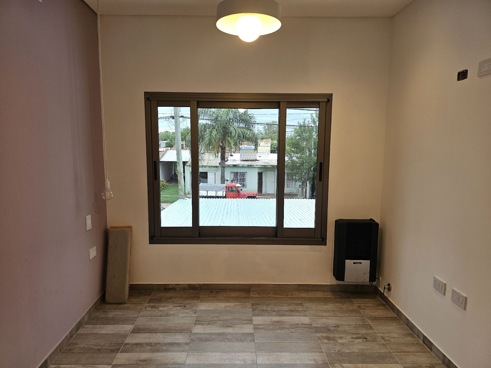 3 Habitaciones · Terreno 242m2 · Construccion 239m2 - foto 6