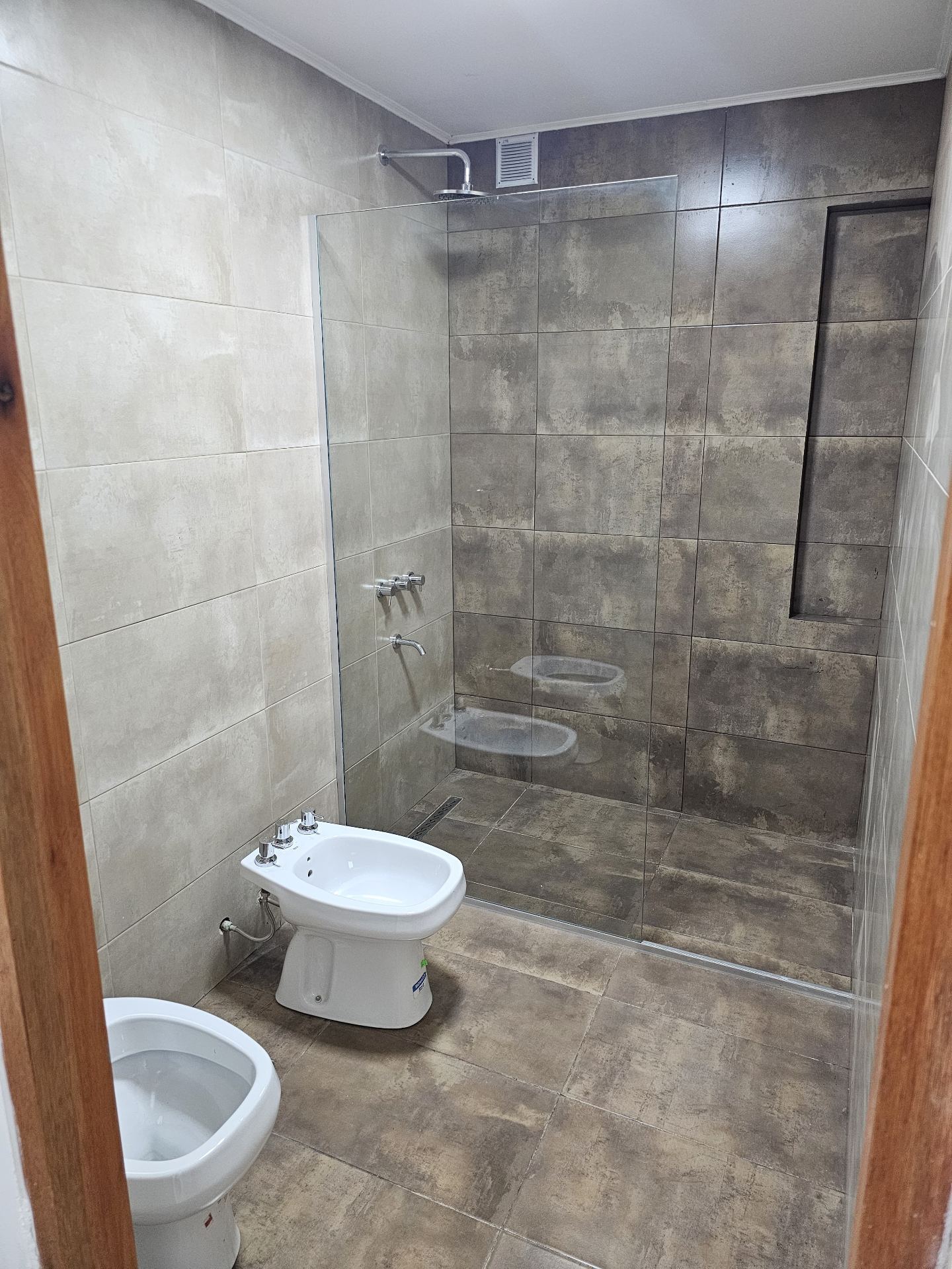 3 Habitaciones · Terreno 242m2 · Construccion 239m2 - foto 8