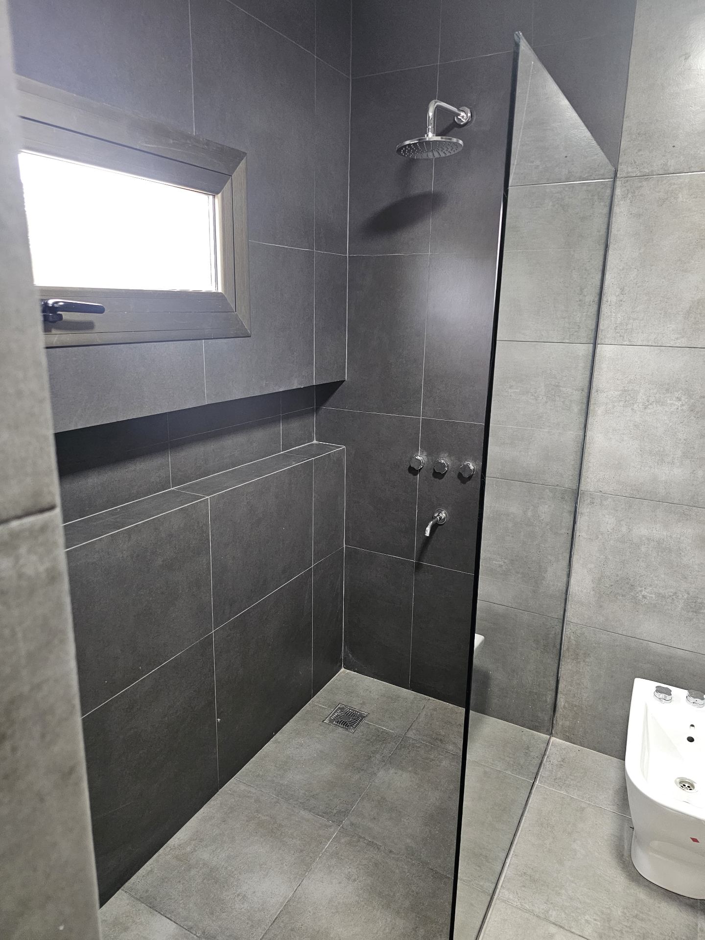 3 Habitaciones · Terreno 242m2 · Construccion 239m2 - foto 7