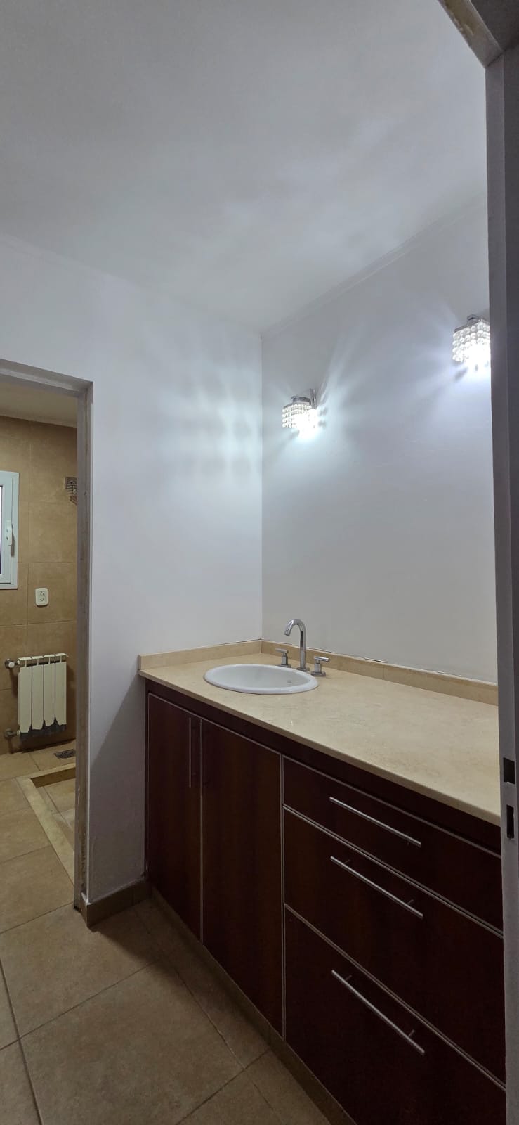 2 Habitaciones · Terreno 300m2 · Sup. Construida 130m2 - foto 4
