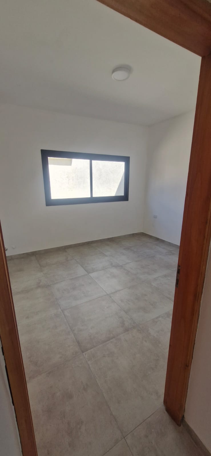 Sup. Terreno 220m2 · Sup. Contruida 147ms - foto 4