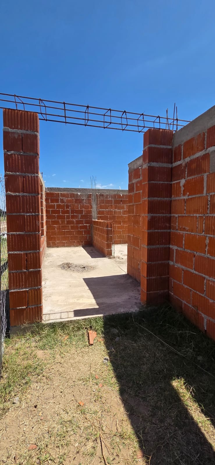 2 Habitaciones · Terreno 280.5m2 · Proyecto obra 116m2 - foto 3